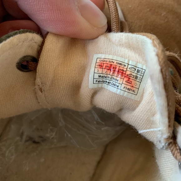 UGG kids shoes - Picture 8 of 8